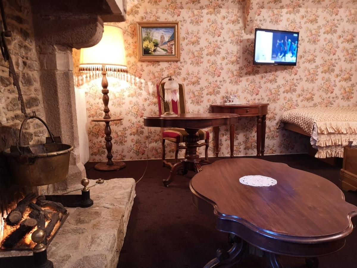 Bed and Breakfast Manoir De La Foulerie Ancteville Esterno foto